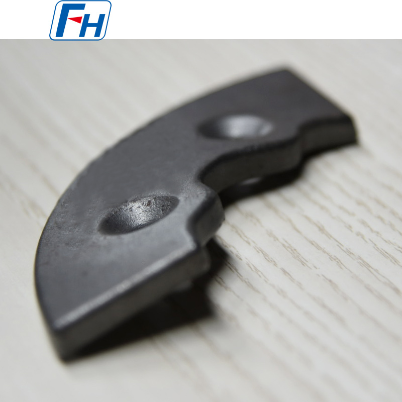 شفرات ارتداء خلاطات الخرسانة Ni-hard | قطع الغيار طويلة العمر لخلاطات الأسمنت