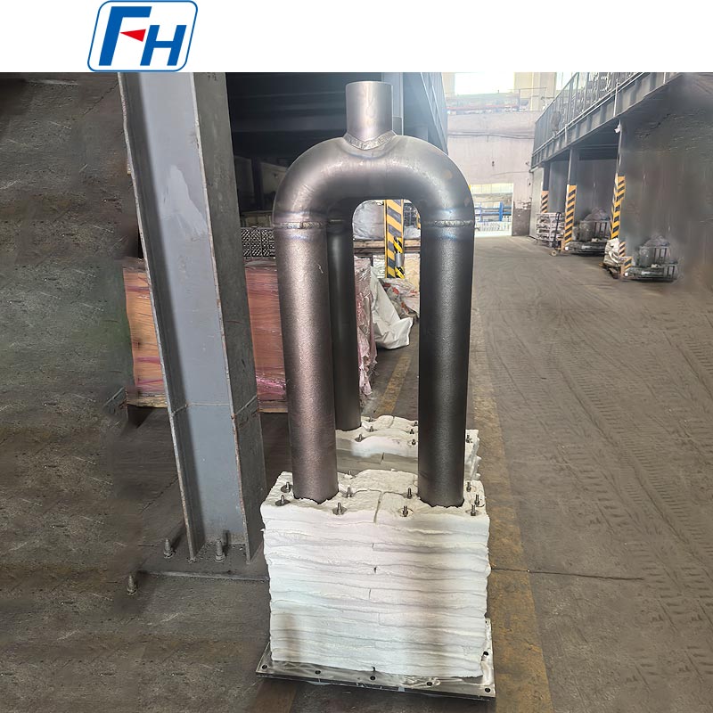 أنبوب مشع على شكل حرف U Cr25Ni35 – Ø124 × Ø108 × 1597 مم